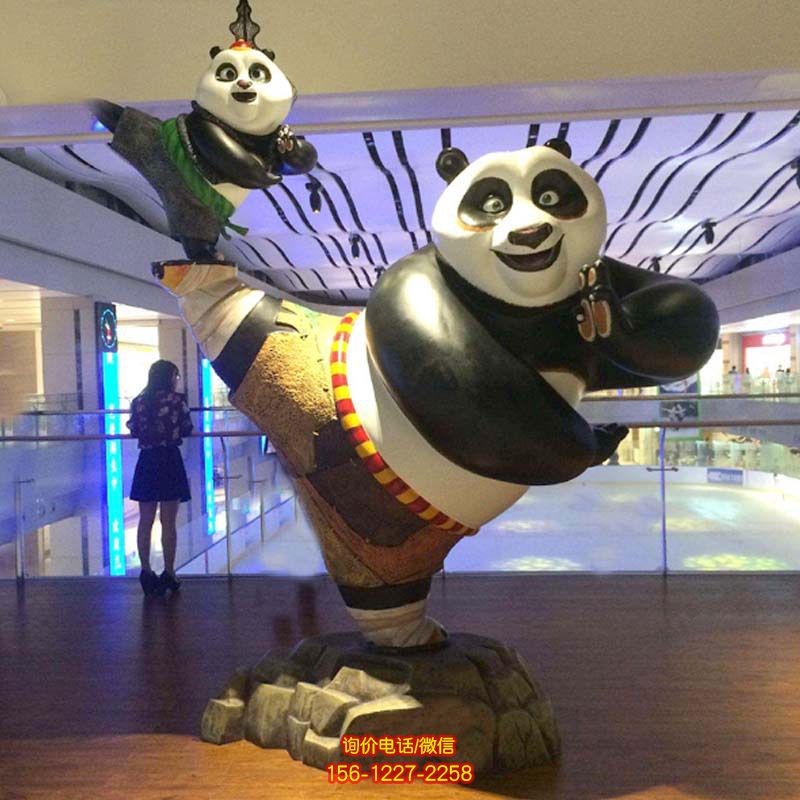 在影院商場(chǎng)門口擺放卡通功夫熊貓玻璃鋼雕塑 在影院商場(chǎng)門口擺放卡通功夫熊貓玻璃鋼雕塑